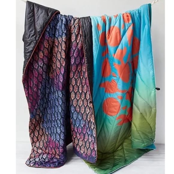 RUMPL x FP Movement Original Puffy Blanket NWT - Picture 1 of 15